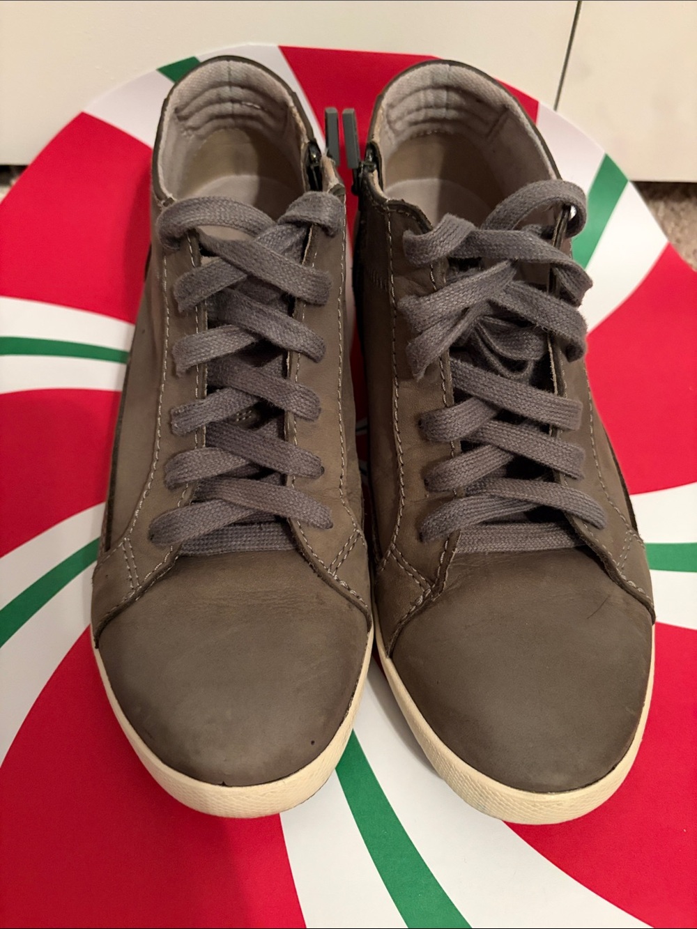 Dansko Women's Gray Lace-Up Ankle Sneakers
